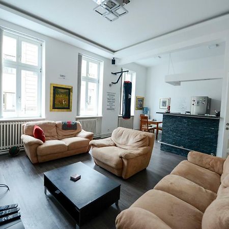 East-West Apartment Сараево Екстериор снимка