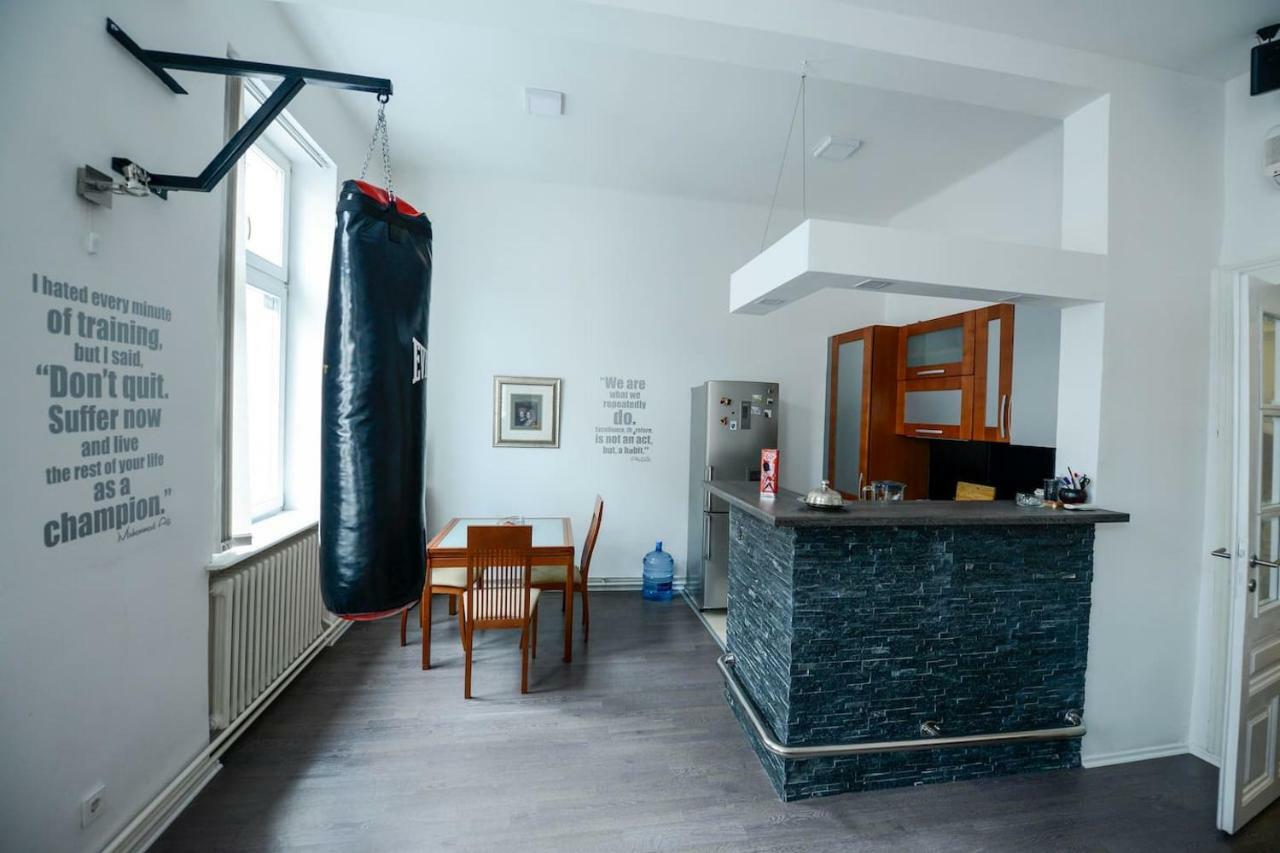 East-West Apartment Сараево Екстериор снимка