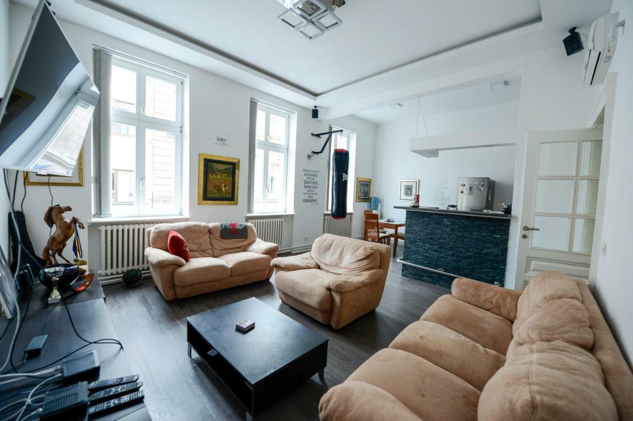 East-West Apartment Сараево Екстериор снимка
